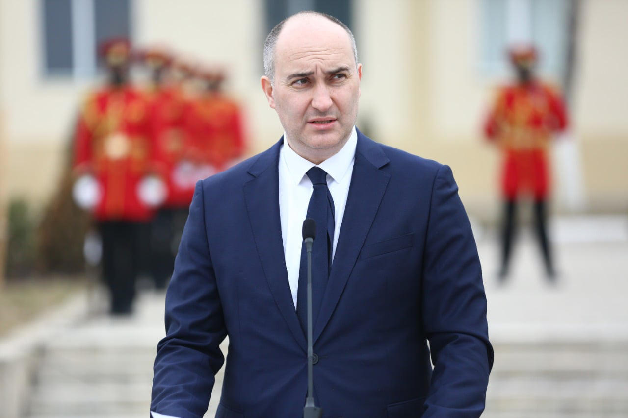 ჯუანშერ ბურჭულაძე უწყების მიმართ გავრცელებულ ინფორმაციას ეხმაურება და აცხადებს, რომ ეს არის „მიზანმიმართული დისკრედიტაციის მცდელობა და თავდასხმა ქართულ ჯარზე“