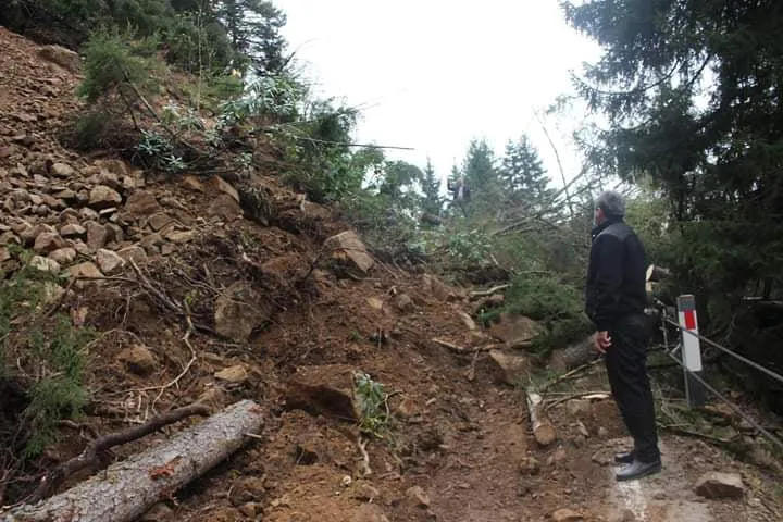 ბაღდათში, სოფელ ნერგეეთში მეწყერი ჩამოწვა - არსებული ინფორმაციით, რამდენიმე ადამიანს ეძებენ