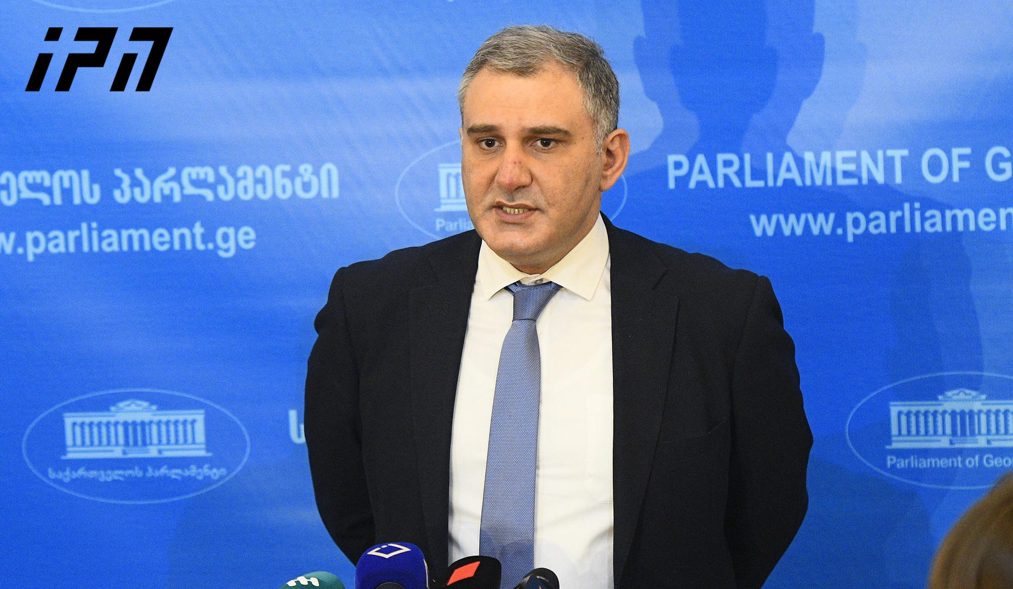 მიხეილ სარჯველაძე - დაასახელონ ერთი ნორმა, რომლის საფუძველზეც შეიძლება ვისაუბროთ, რომ ბიუჯეტის პროექტის განხილვა საკრებულოების მიერ უკანონოა