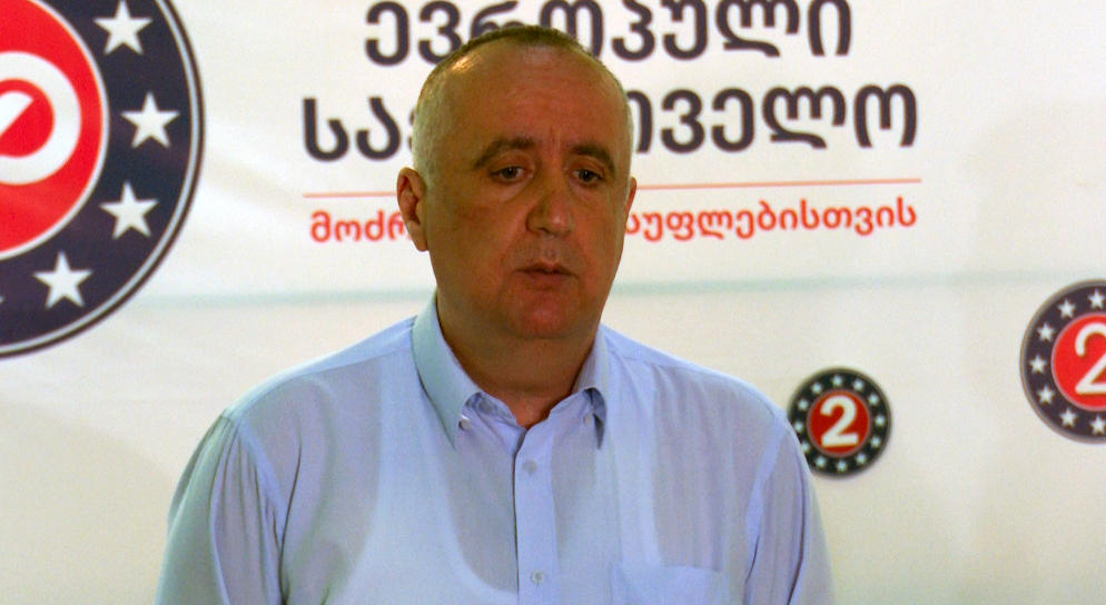 აკაკი ბობოხიძე - გაცილებით მეტი რეაქცია მაქვს იმაზე, როგორ რეაგირებენ კობახიძის სისულელეზე ის პოლიტიკური პარტიები, რომლებმაც შეთანხმებას ხელი მოაწერეს
