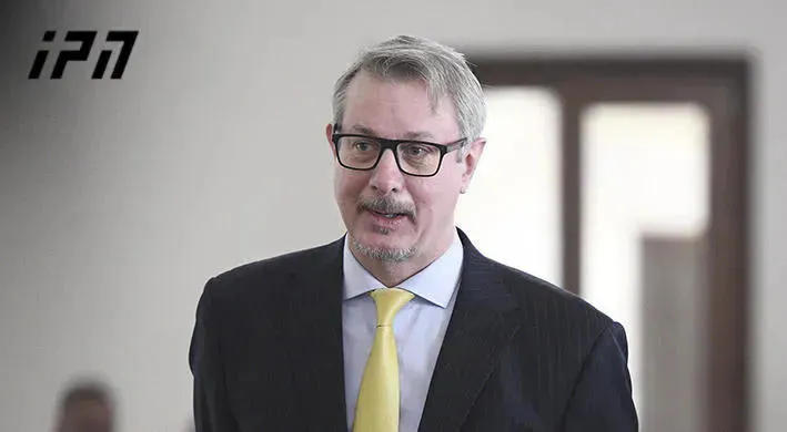 Carl Hartzell hopes there will be one document agreed on amnesty law