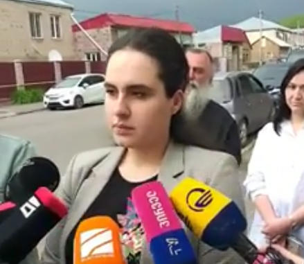 სახელმწიფო ზრუნვის სააგენტოს წარმომადგენელი - ნინოწმინდის ბავშვთა პანსიონში სოცმუშაკები თითოეულ აღსაზრდელთან ინდივიდუალურად იმუშავებენ და სამოქმედო გეგმა ამის მიხედვით გაიწერება