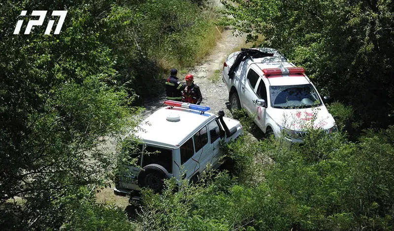სვანეთში, მდინარე ნაკრაში მაშველები სამ ახალგაზრდას ეძებენ