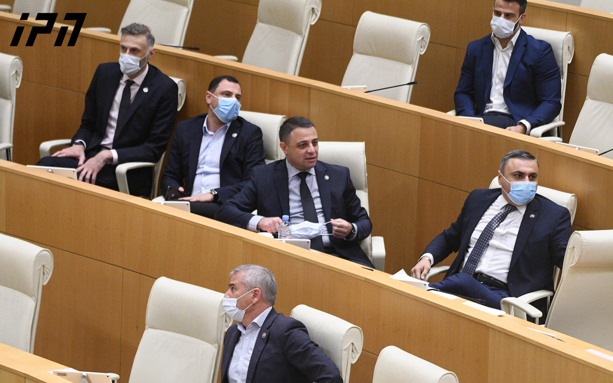 ალუდა ღუდუშაური „ნაციონალური მოძრაობის“ წევრებს - თქვენი ევროპელობა არ გაიშვა, თქვენ ევროკავშირში კი არა, არსად მიგიღებდნენ