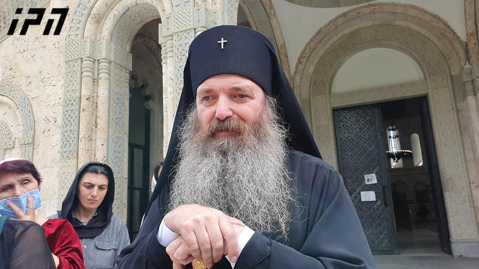 მეუფე იაკობი - როგორ შეიძლება ევროპელებისგან უაზრო საყვედურები მივიღოთ? თავში ნუ აუვარდებათ - თუ მბლოკავ ყველაფერში და შენს ჭკუაზე უნდა ვიარო, ბოლო ბოლო ვინ ხარ?