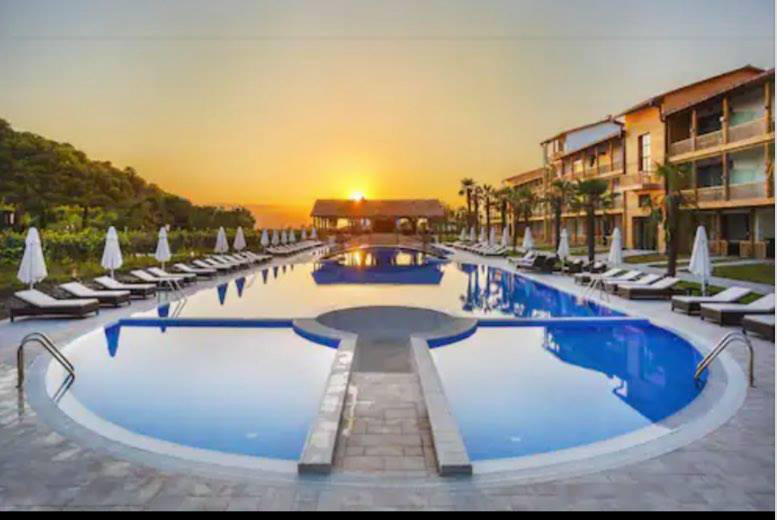 Lopota Lake Resort & Spa - 2021 წლის მაისის შემოსავლები 2019 წლის მაისის შემოსავლებზე ავიდა