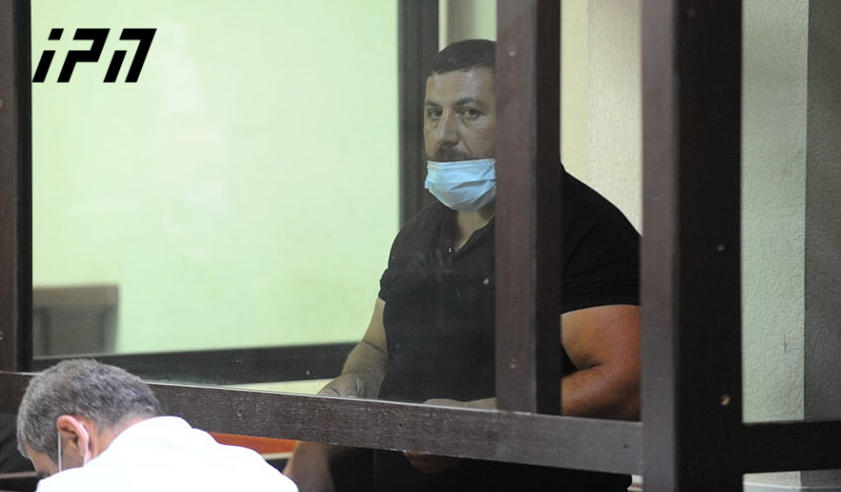 ჟურნალისტებზე ძალადობაში ბრალდებული - მდგომარეობიდან გამოვედი და ხელი მოვიქნიე - ქართველი ადამიანი, 4 შვილის მამა ვარ, არავის მიმართ მუქარა არ განმიხორციელებია, ეკლესიაში შევედი, სანთელი ავანთე