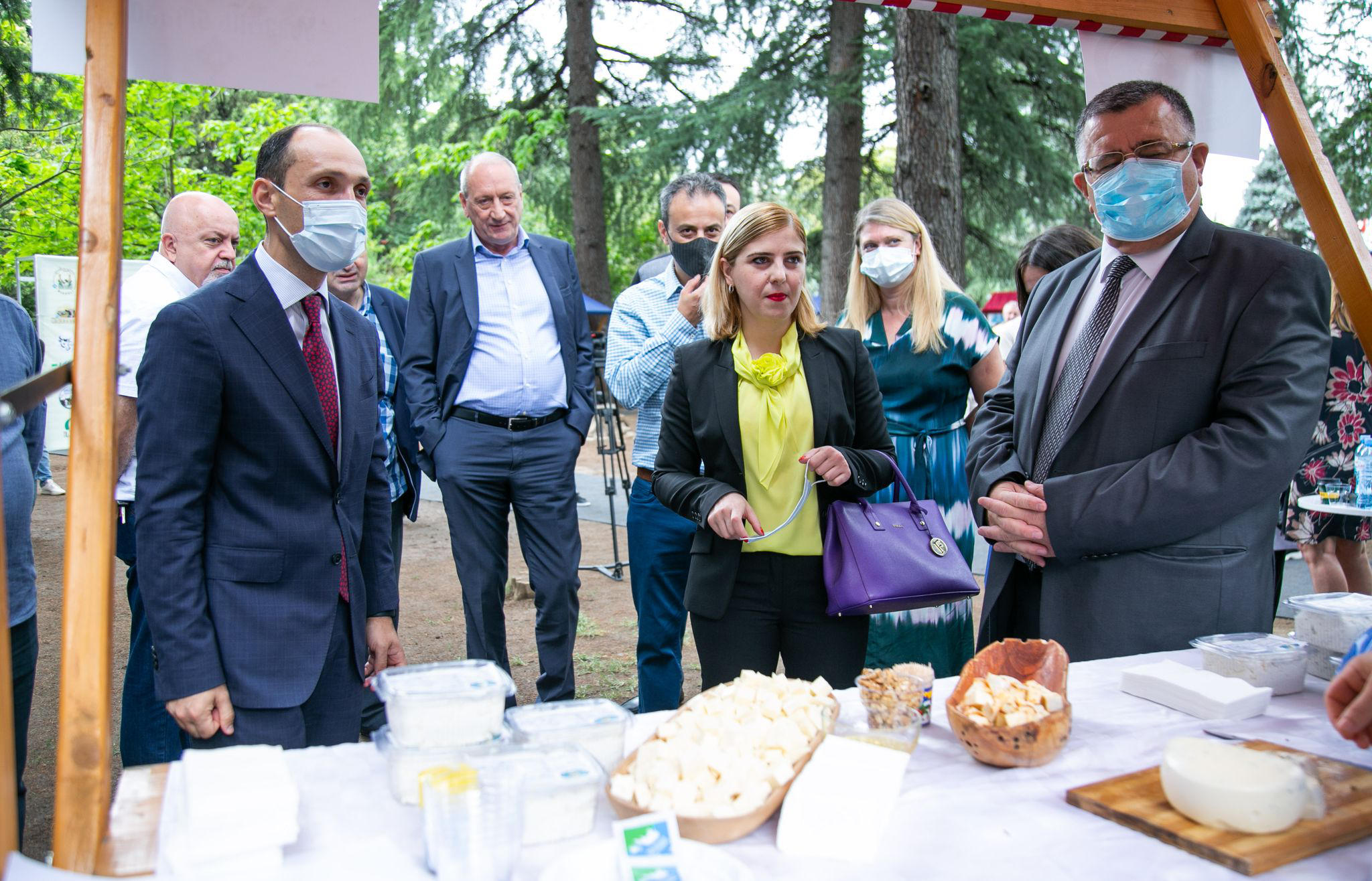 ლევან დავითაშვილმა ქართული რძის დღისადმი მიძღვნილი ღონისძიება გახსნა