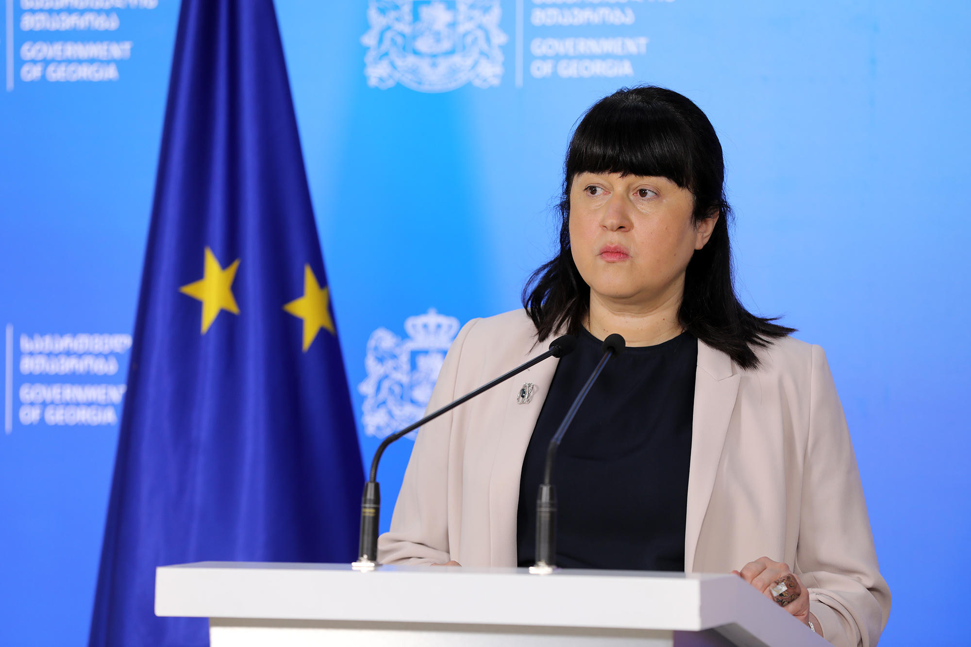 თამარ გაბუნიას განცხადებით, მასწავლებლების 65% აცრილია, თუმცა, სკოლებში ინფექციის გავრცელების შეჩერებისთვის საჭიროა, ეს მაჩვენებელი 80%-მდე გაიზარდოს