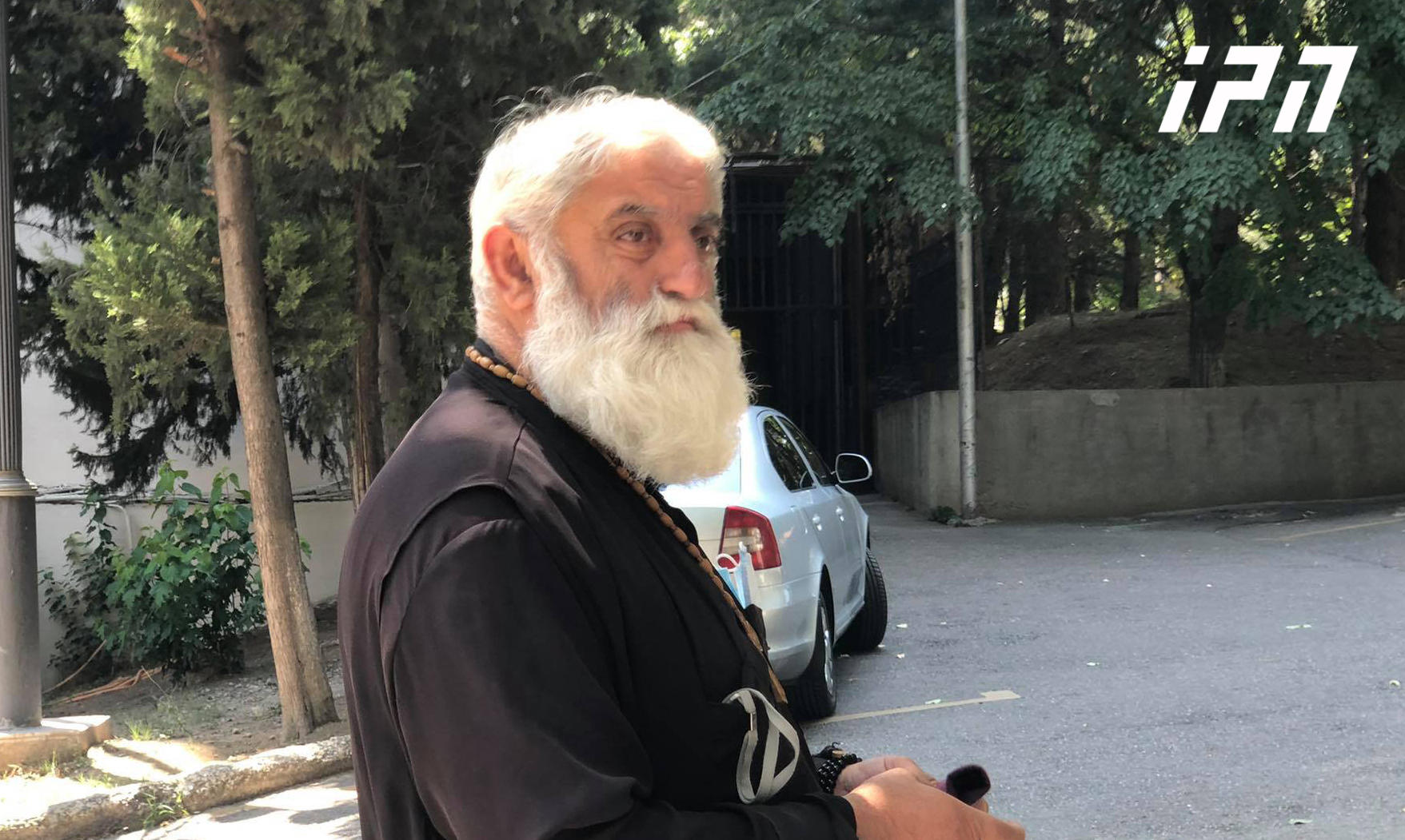 დეკანოზი სპირიდონ ცქიფურიშვილი გამოკითხვაზე მივიდა