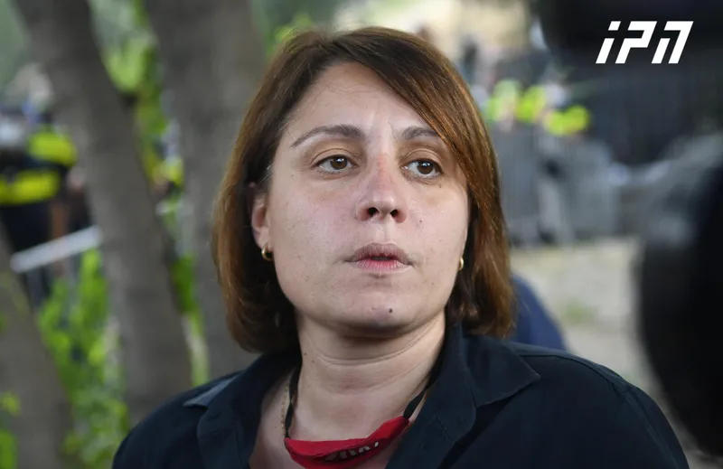 ელენე ხოშტარიას განცხადებით, ოპოზიციის წარმომადგენლები, ხვალ მამუკა ხაზარაძის და ბადრი ჯაფარიძის სასამართლო პროცესზე მივლენ, რათა მათ სრული მხარდაჭერა გამოუცხადონ