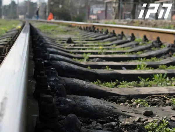 В Тбилиси, в Дидубе молодого мужчину сбил поезд