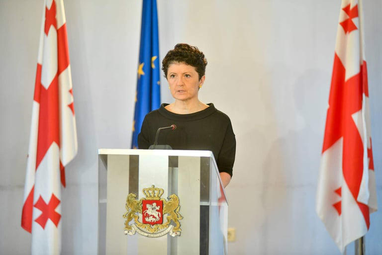 თეა წულუკიანი ხელოვნების მუზეუმზე - ჩვენ ვნახეთ ჩაფლავებული აქციები - შეგვიძლია ცოცხალი ჯაჭვის შექმნაში დავეხმაროთ, რადგან მათდა სამწუხაროდ, გუშინ ეს ვერ გახდა შესაძლებელი