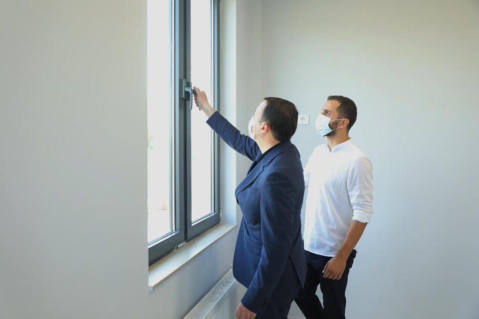 ირაკლი ღარიბაშვილმა სოფელ კოხტის ახალაშენებულ საჯარო სკოლაში განათლების ხელმისაწვდომობის გაზრდაზე გაამახვილა ყურადღება