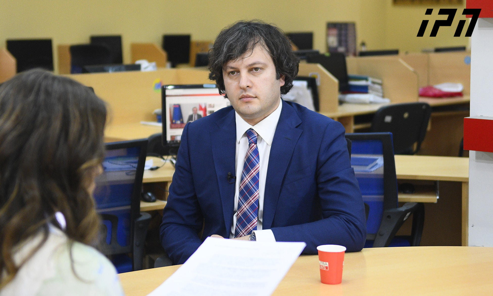 ირაკლი კობახიძის განცხადებით, ევროკავშირისგან მაკროფინანსური დახმარების მიღებას ფინანსური დატვირთვა აღარ აქვს, რადგან ეკონომიკური ზრდის შედეგად ბიუჯეტში დამატებით 1 მლრდ ლარის აკუმულირება მოხდა