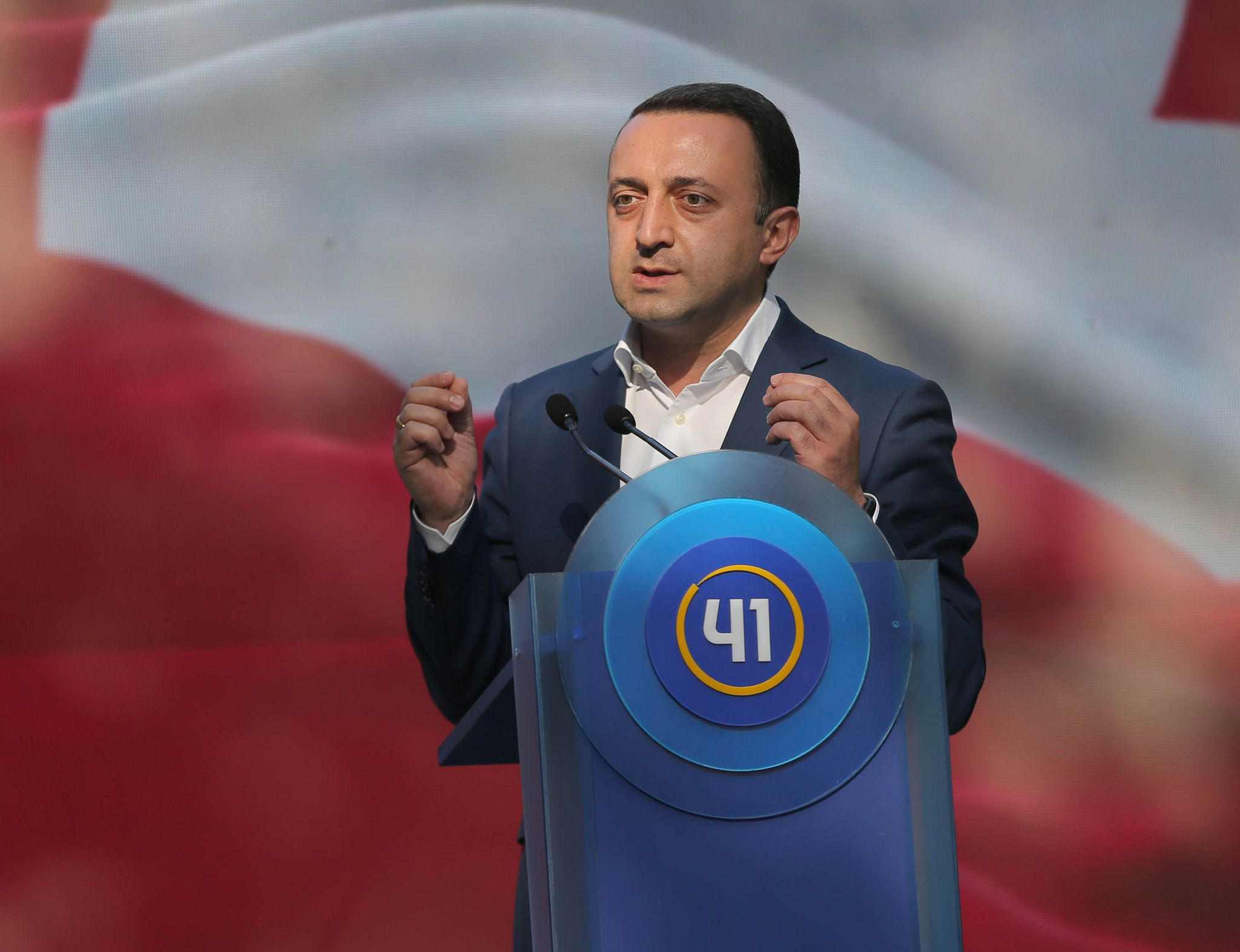 პრემიერი - რა შეიძლება უწოდო იმ საქციელს, როცა მიდიხარ ბრიუსელში და ევროპელ პარტნიორებს სთხოვ, საქართველოს არ მიეცეს უვიზო რეჟიმი, ამას აკეთებდნენ „ნაცმოძრაობის" ლიდერები სააკაშვილის ხელმძღვანელობით