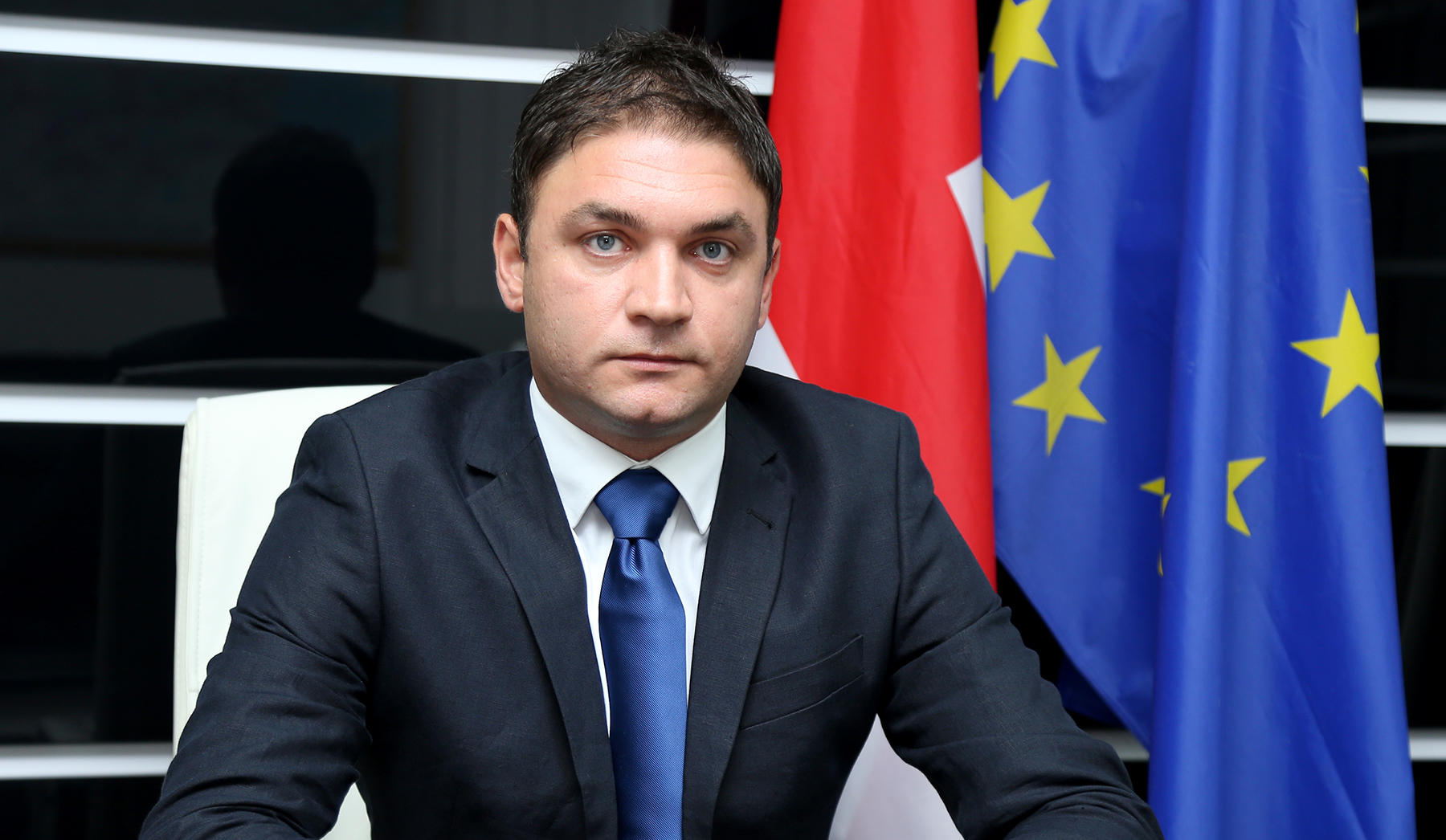 მუნიციპალური განვითარების ფონდის ყოფილ აღმასრულებელ დირექტორს დავით ტაბიძეს სამსახურებრივი უფლებამოსილების ბოროტად გამოყენების ფაქტზე ბრალდება წარედგინა