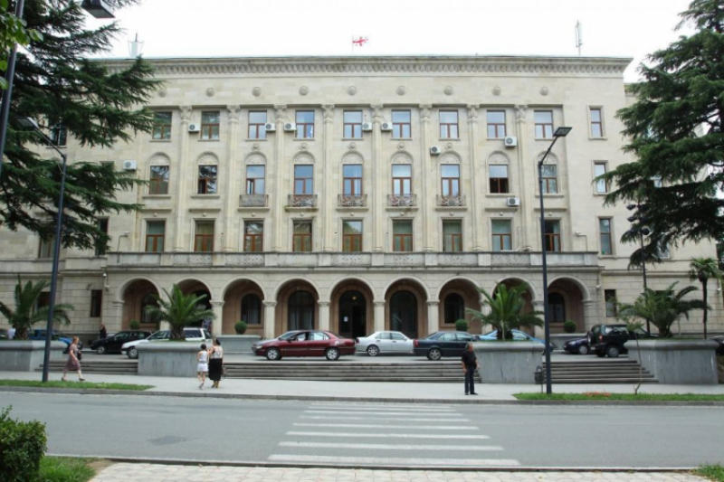 ქუთაისის მერია - ოპოზიციონერი დეპუტატის არაკომპეტენტური და ცრუ განცხადება, რომ მერიის თანამშრომლებს ხელფასები ეზრდებათ, საზოგადოების განზრახ შეცდომაში შეყვანას ემსახურება