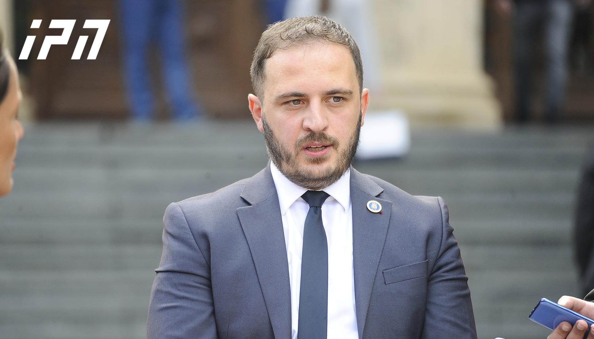 მიხეილ სააკაშვილის საქმის პროკურორის განცხადებით, დღევანდელ სასამართლო პროცესზე, პროცესის „ვივამედში“ ჩატარებასთან დაკავშირებით შუამდგომლობას დააყენებს