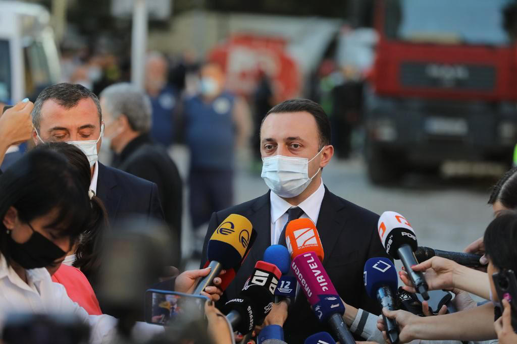 პრემიერი - სააკაშვილის მასკარადი და თეატრი 30 ოქტომბერს დასრულდება, ხალხი დაიღალა, სირცხვილია უბრალოდ - ის არის მატყუარა კაცი, სიმულიანტობს