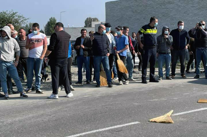 MP Ana Tsitlidze says Georgian Dream activists block road for convoy of National Movement supporters