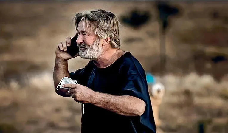 Reuters - ნიუ-მექსიკოს პროკურორმა ალეკ ბოლდუინის წინააღმდეგ მკვლელობის საქმე შეწყვიტა