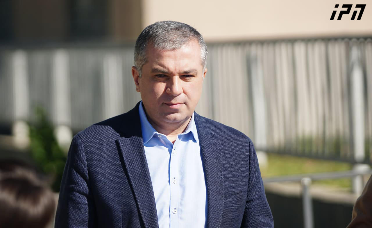 მიხეილ სააკაშვილის მოსანახულებლად რუსთავის ციხეში დავით ბაქრაძე მივიდა