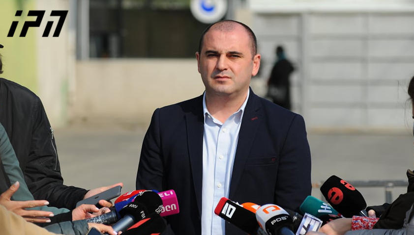 ლევან ხაბეიშვილი - სააკაშვილმა თქვა, რომ ყველა ადამიანი, ვინც არ მივა არჩევნებზე, ხელს აწერს მის ფიზიკურ განადგურებას, ხოლო ვინც სახელისუფლებო კანდიდატს ხაზავს, მონაწილეობს მის ფიზიკურ განადგურებაში