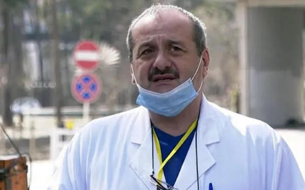 დევი ტაბიძის განცხადებით, თუ ქვეყანაში „ომიკრონი“ გავრცელდება „შტორმი გვექნება და ვირუსი ძალიან სწრაფად გადაგვივლის“