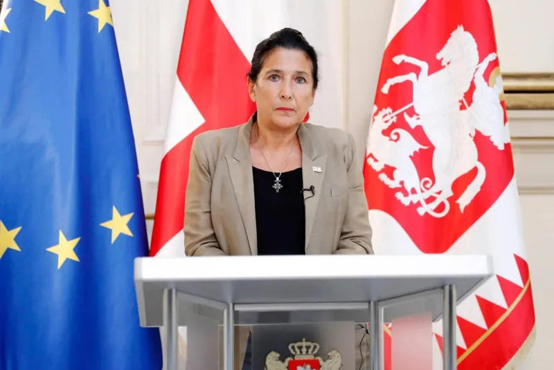 პრეზიდენტი - რა უნდა გაკეთდეს კავკასიაში? - რუსეთთან დაპირისპირება არ არის სწორი და ევროპული გზა, ამისთვის ევროპას არც სამხედრო ძალაუფლება აქვს და არც სურვილი, მაგრამ უნდა აჩვენოს, რომ მნიშვნელოვანი აქტორია და არ დათმობს მის ადგილს