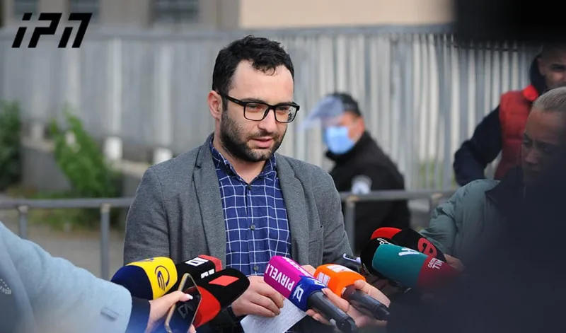 ადვოკატების განცხადებით, მიხეილ სააკაშვილმა შესაძლოა, პროტესტის უკიდურეს ფორმებს მიმართოს
