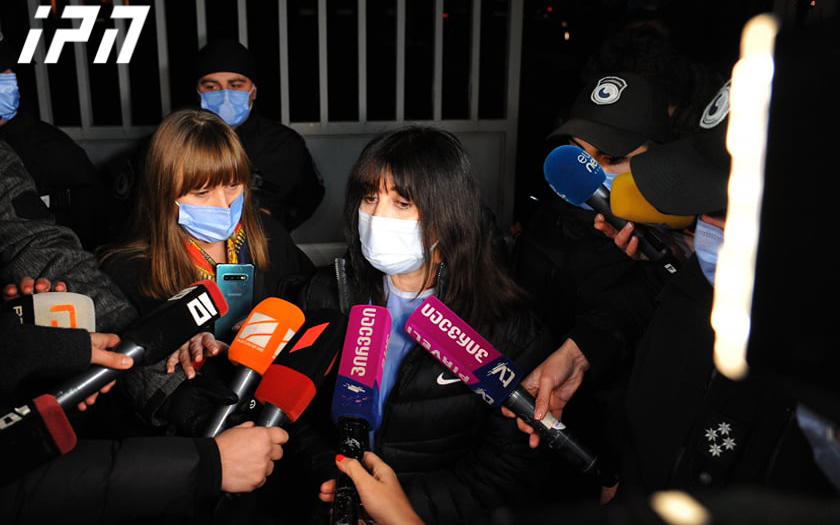 Реаниматолог - Артериальное давление, гемодинамика, вентиляционные параметры Михаил Саакашвили исправлены - Оставляем его в отделении реанимации, ему требуется мониторинг