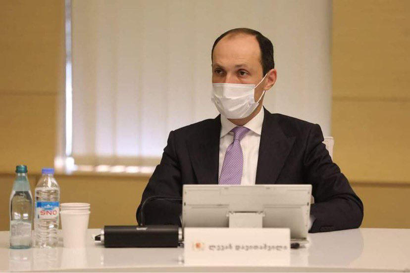 ლევან დავითაშვილი - ეს ჩუქება არ არის, ეს არის ვალდებულებები, რომ ტყეს მოუარონ და არასწორია აპელირება პრემიერის ოჯახზე - ნებისმიერ მოქალაქეს შეუძლია იგივე გააკეთოს