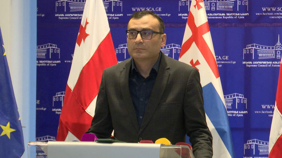 ტიტე აროშიძე - ჩანაწერების ავთენტურობა უნდა დადგინდეს, რაც მოვისმინე კონტექსტიდან ამოვარდნილია - „ნაცმოძრაობა“ ცილისწამების კამპანიას აგრძელებს