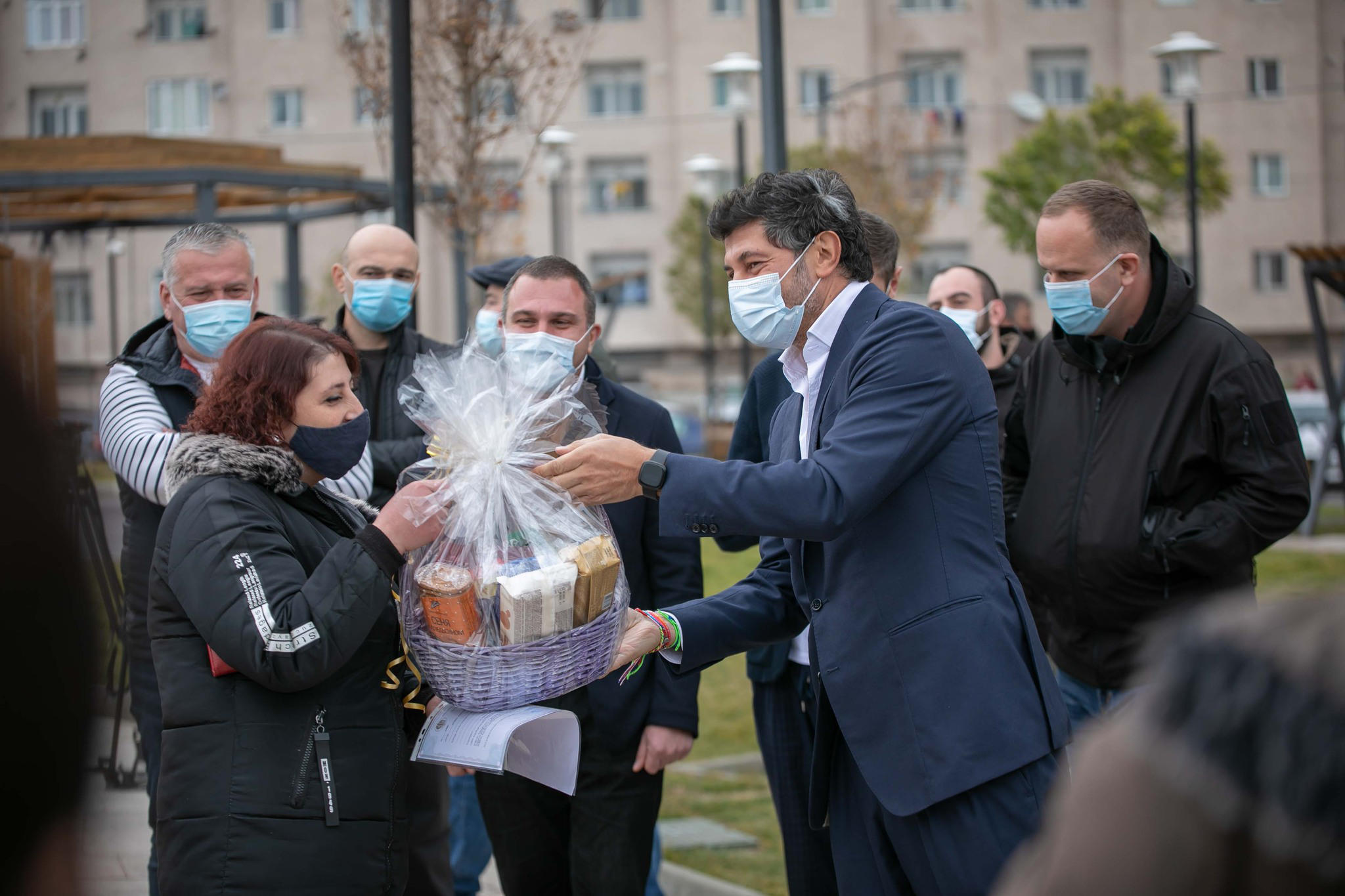 თბილისის მერიის მიერ მოქალაქეებისთვის საცხოვრებელი ფართების დაკანონება გრძელდება