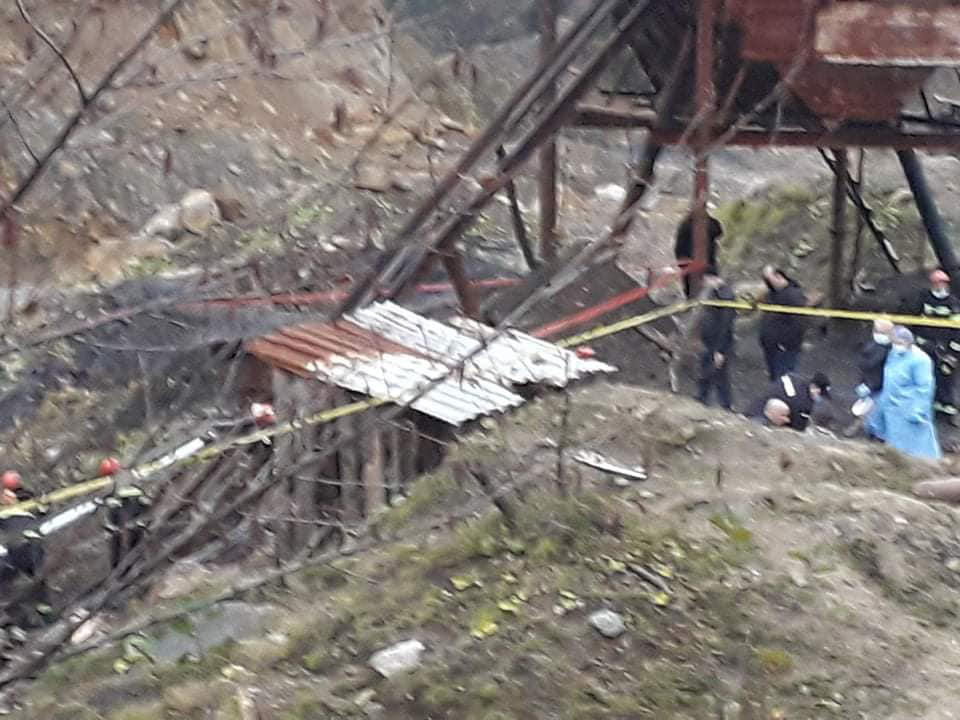 პროფკავშირები - ტყიბულში შახტა, სადაც ქვანახშირის ფენა ჩამოიშალა, კუსტარულია - კუსტარულ შახტებს მადნის მოპოვება შრომის ინსპექციის მიერ ჰქონდათ აკრძალული
