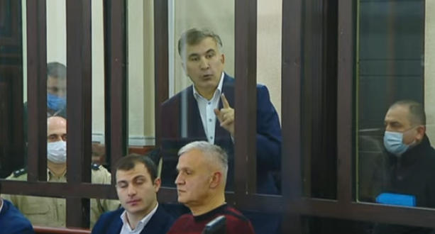 მიხეილ სააკაშვილი - როგორ მოხდა, რომ გომელაურის უახლოესი ადამიანის სახელზე, რომელიც სოციალურად დაუცველი იყო, რამდენიმე დიდი კომპანია აღმოჩნდა - თქვენ არ გინდათ ასეთი თოვლის ბაბუა?
