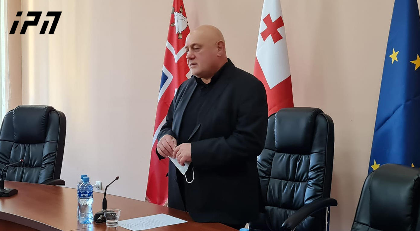 გორის საკრებულოს თავმჯდომარედ დავით რაზმაძე აირჩიეს
