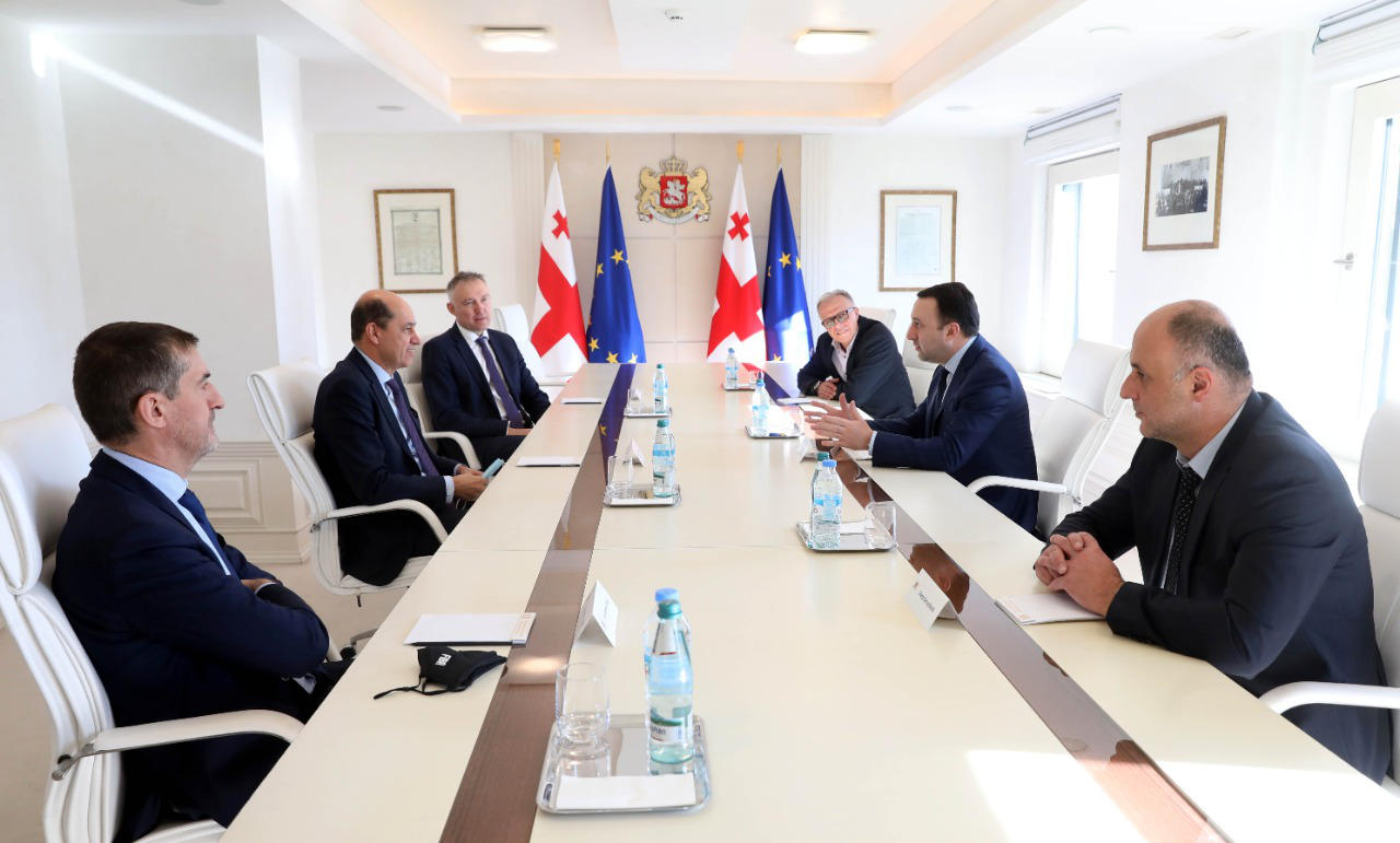 ირაკლი ღარიბაშვილი FIBA-ს ევროპის პრეზიდენტს შეხვდა