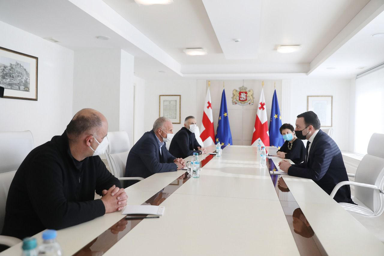 ირაკლი ღარიბაშვილი - ჩვენ ვფიქრობთ, რომ კალათბურთის სფეროს განსავითარებლად და კალათბურთის ფედერაციის ხელშეწყობისთვის 100 მლნ ლარის ინვესტირება მოვახდინოთ