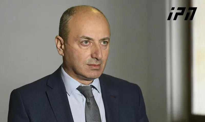 გურამ მაჭარაშვილი - პრეზიდენტის საახალწლო მიწვევაში გასაკვირი არაფერია, დადგა წინასაახალწლო პერიოდი და იმედია, ამაზე მაინც შევთანხმდებით ოპოზიციასთან, რომ ეს პერიოდი ნამდვილად დადგა