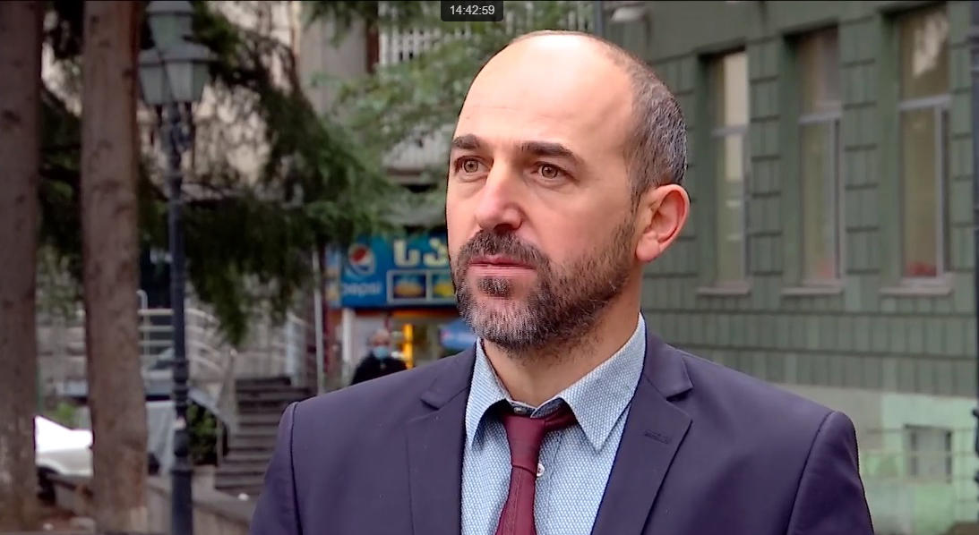პოლიციამ ეკონომიკური ექსპერტის, რამაზ გერლიანის წერილს და მობილურ ტელეფონს მიაკვლია