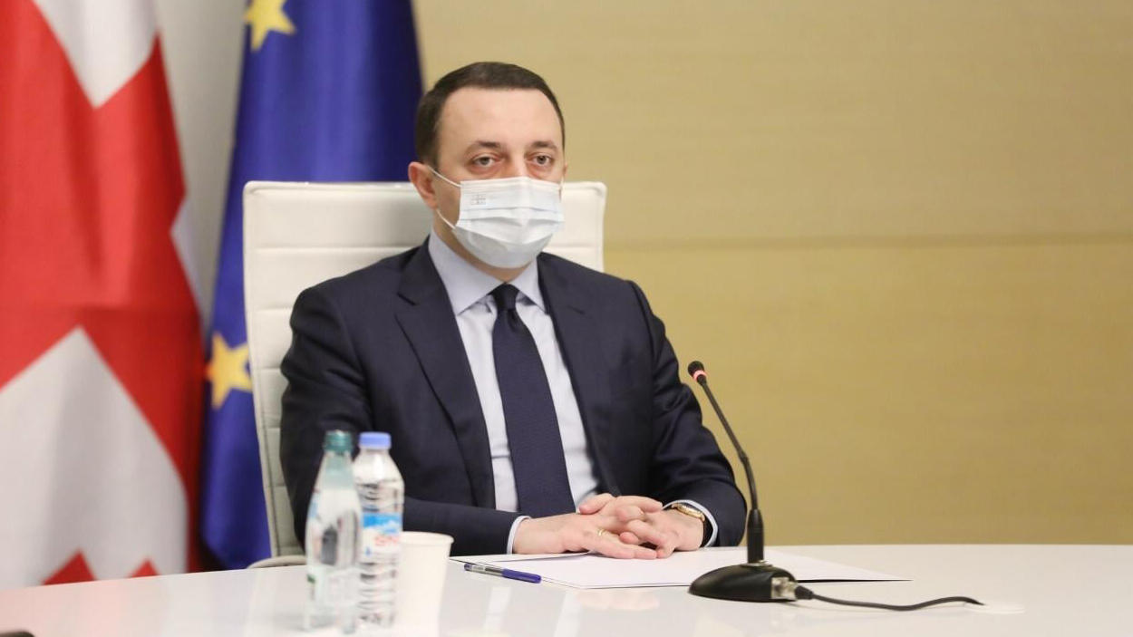 ირაკლი ღარიბაშვილი - „ომიკრონის“ დროს, უმეტეს შემთხვევაში ვაქცინა არ მუშაობს