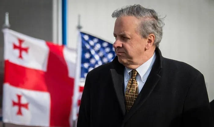 იან კელი - კიდევ რამდენი წითელი ხაზი უნდა გადაკვეთოს საქართველოს ხელისუფლებამ იქამდე, სანამ აშშ საფასურს დააწესებს ამის საწინააღმდეგოდ