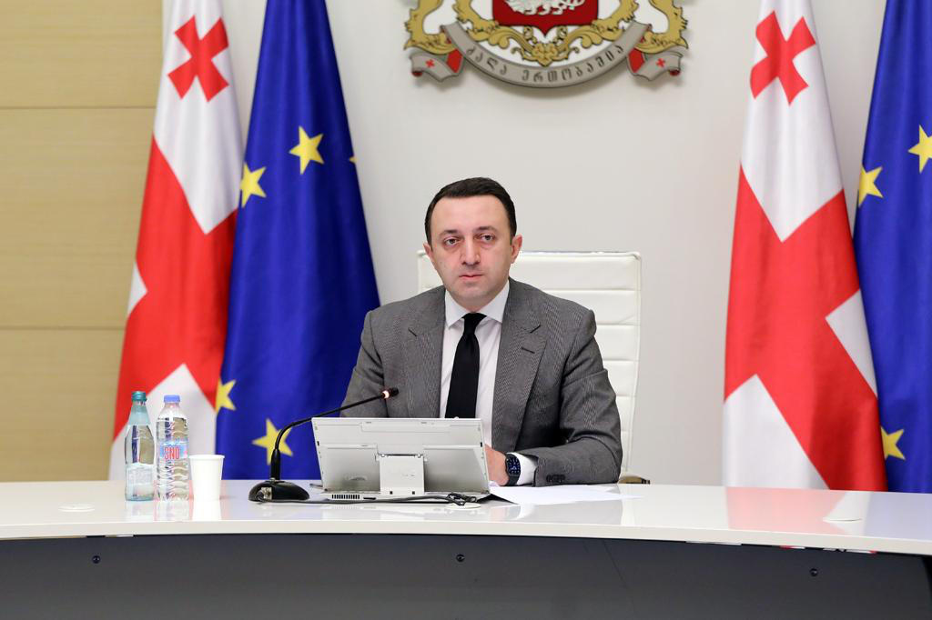 მთავრობა 1-ელი მარტიდან სოციალური შემწეობის მიმღები შრომისუნარიანი პირებისთვის საზოგადოებრივ სამუშაოებზე დასაქმების პროგრამას იწყებს