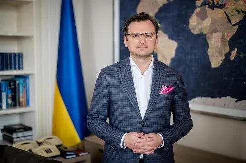 Ukrainian FM says it's unclear as to why France and some countries are Putin's voluntary defenders