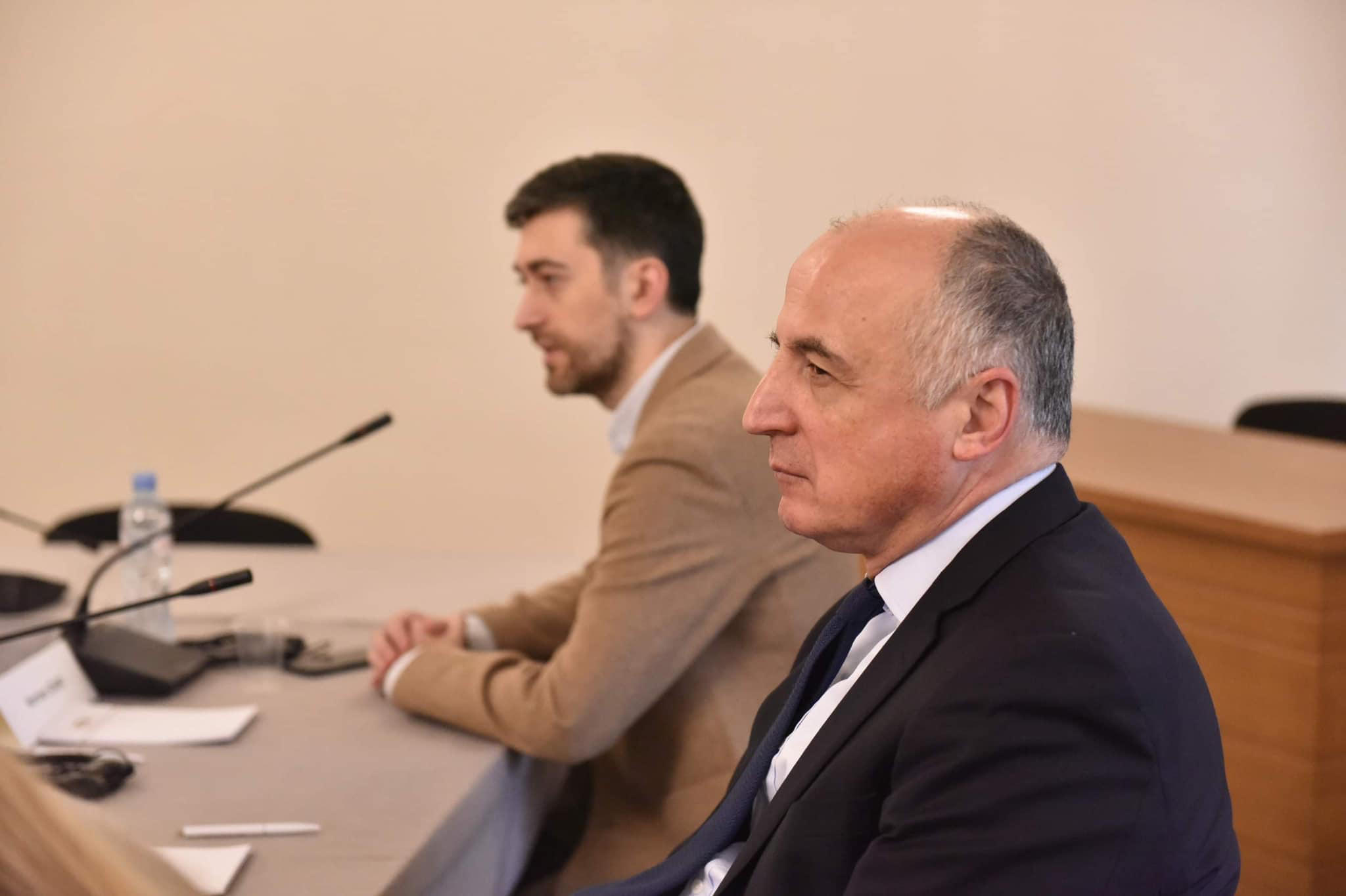 ბადრი ჯაფარიძე - სვენ მიქსერის ამოცანაა, სრული ინფორმაცია შეკრიბოს ქვეყანაში მიმდინარე მოვლენებზე, მმართველი პარტიის, ოპოზიციური პარტიების პოზიციები გაიგოს