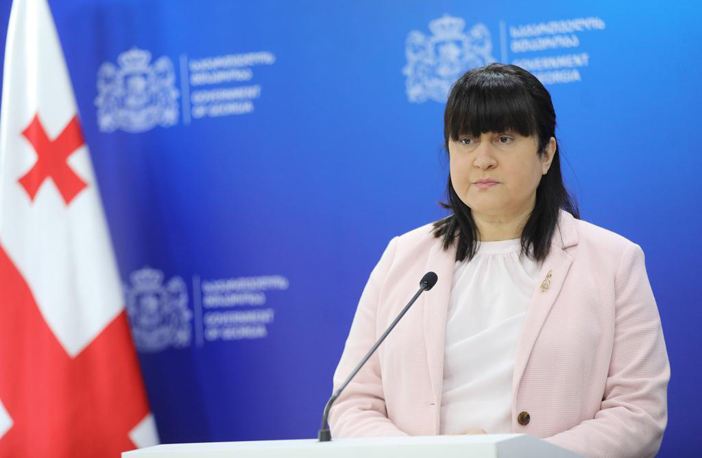 ჯანდაცვის მინისტრის მოადგილე ირაკლი ღარიბაშვილსა და ამირან გამყრელიძეს შორის დაპირისპირებას უარყოფს