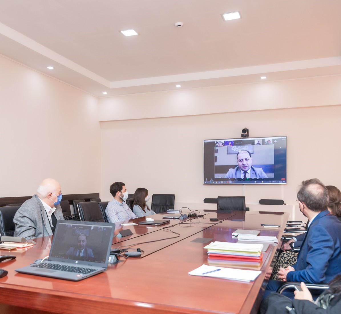 „საქსტატი“ საერთაშორისო სავაჭრო ცენტრის ექსპერტების მისიას მასპინძლობს