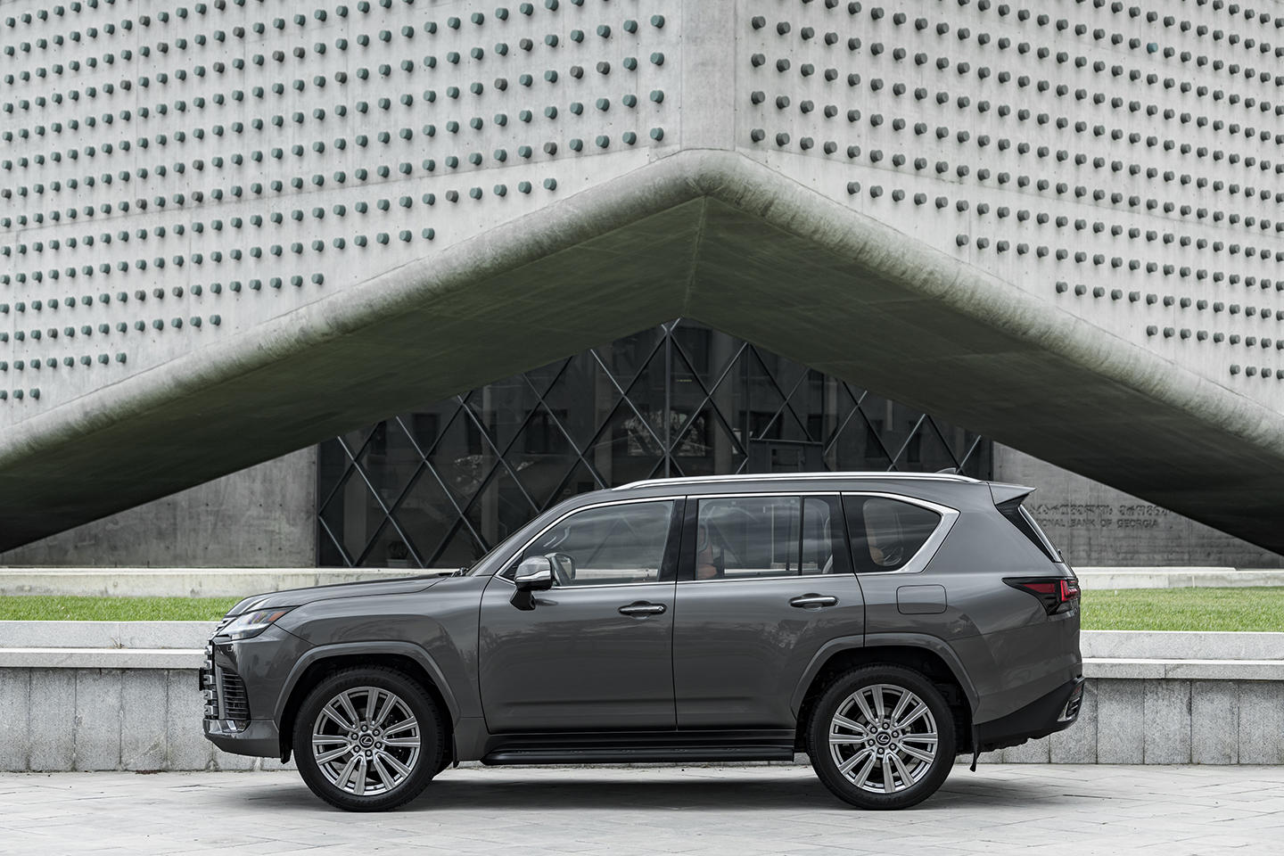 Lexus 10 - იგრძენით სრული სიმშვიდე ყოველ მომდევნო წელთან ერთად